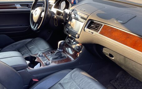 Volkswagen Touareg III, 2015 год, 3 300 000 рублей, 10 фотография