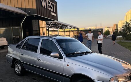 Daewoo Nexia I рестайлинг, 1997 год, 310 000 рублей, 4 фотография