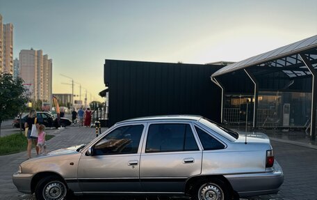 Daewoo Nexia I рестайлинг, 1997 год, 310 000 рублей, 3 фотография
