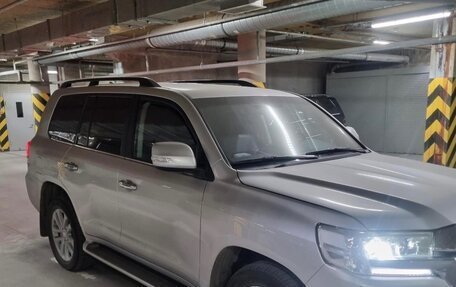 Toyota Land Cruiser 200, 2018 год, 10 300 рублей, 3 фотография