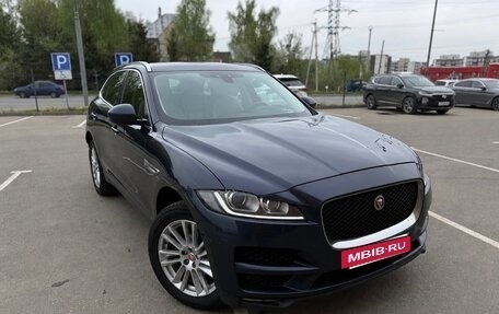 Jaguar F-Pace, 2018 год, 2 240 000 рублей, 2 фотография