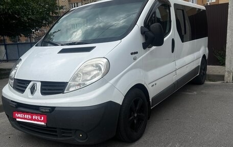 Renault Trafic, 2014 год, 1 850 000 рублей, 12 фотография
