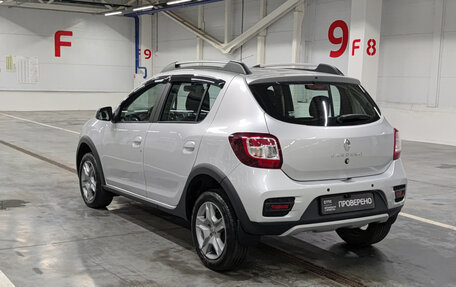 Renault Sandero II рестайлинг, 2019 год, 1 360 000 рублей, 11 фотография