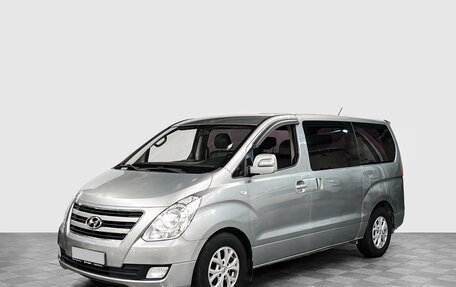 Hyundai Grand Starex Grand Starex I рестайлинг 2, 2016 год, 2 540 000 рублей, 1 фотография