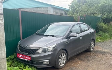 KIA Rio III рестайлинг, 2015 год, 10 070 000 рублей, 2 фотография