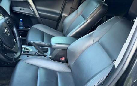 Toyota RAV4, 2015 год, 1 930 000 рублей, 9 фотография