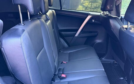 Toyota RAV4, 2015 год, 1 930 000 рублей, 15 фотография