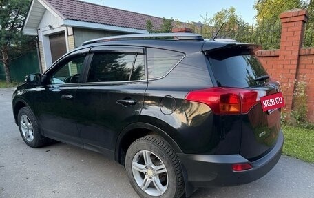 Toyota RAV4, 2015 год, 1 930 000 рублей, 6 фотография