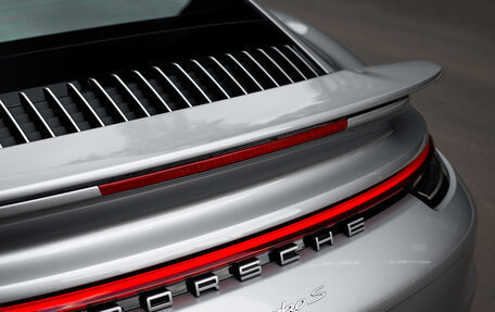 Porsche 911, 2021 год, 21 000 000 рублей, 11 фотография