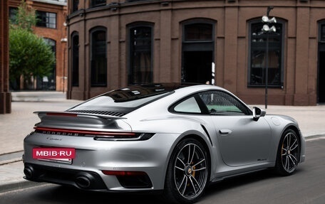 Porsche 911, 2021 год, 21 000 000 рублей, 13 фотография