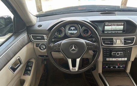 Mercedes-Benz E-Класс, 2013 год, 2 250 000 рублей, 7 фотография