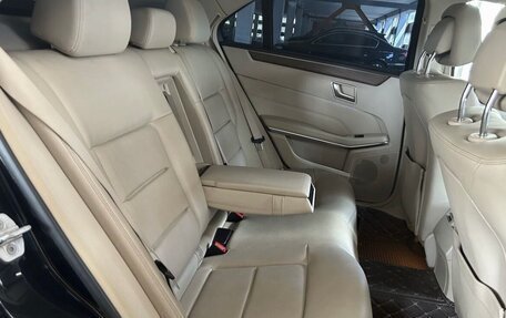Mercedes-Benz E-Класс, 2013 год, 2 250 000 рублей, 16 фотография