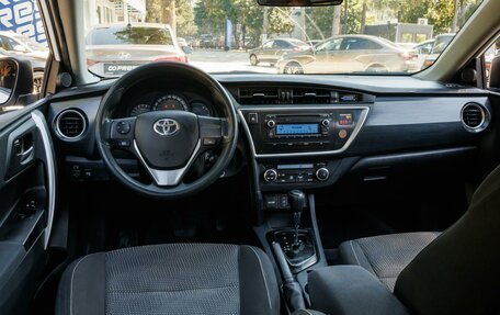 Toyota Auris II, 2013 год, 1 299 000 рублей, 6 фотография