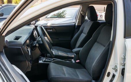 Toyota Auris II, 2013 год, 1 299 000 рублей, 10 фотография
