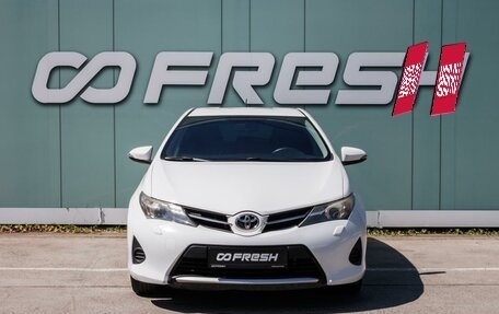 Toyota Auris II, 2013 год, 1 299 000 рублей, 3 фотография