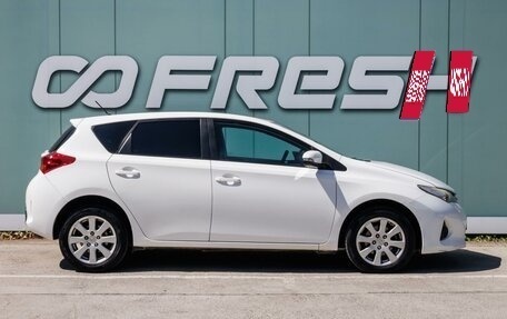 Toyota Auris II, 2013 год, 1 299 000 рублей, 5 фотография