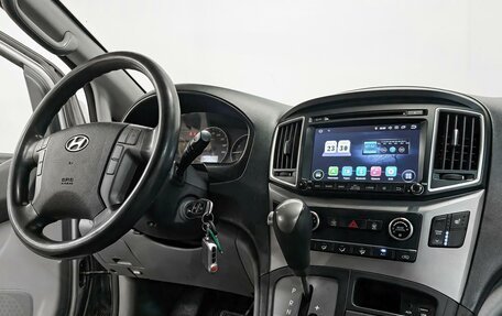 Hyundai Grand Starex Grand Starex I рестайлинг 2, 2016 год, 2 540 000 рублей, 8 фотография