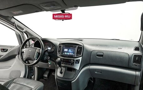 Hyundai Grand Starex Grand Starex I рестайлинг 2, 2016 год, 2 540 000 рублей, 10 фотография
