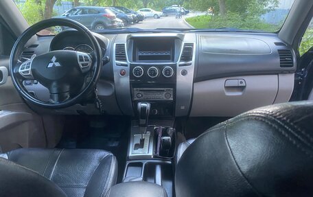 Mitsubishi Pajero Sport II рестайлинг, 2014 год, 1 800 000 рублей, 6 фотография