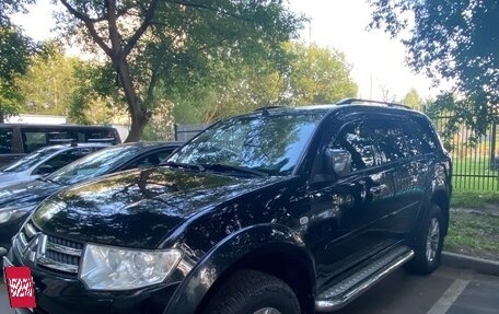 Mitsubishi Pajero Sport II рестайлинг, 2014 год, 1 800 000 рублей, 2 фотография