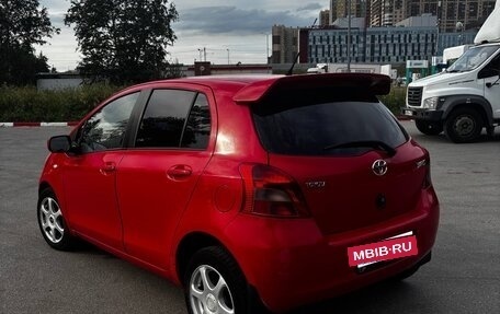 Toyota Yaris III рестайлинг, 2007 год, 300 000 рублей, 3 фотография