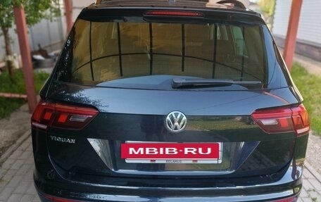 Volkswagen Tiguan II, 2017 год, 1 980 000 рублей, 4 фотография