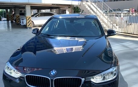 BMW 3 серия, 2018 год, 2 650 000 рублей, 1 фотография