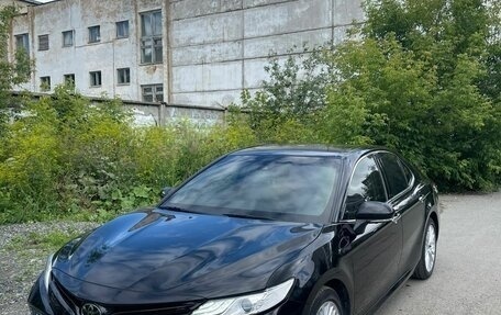 Toyota Camry, 2019 год, 3 500 000 рублей, 1 фотография