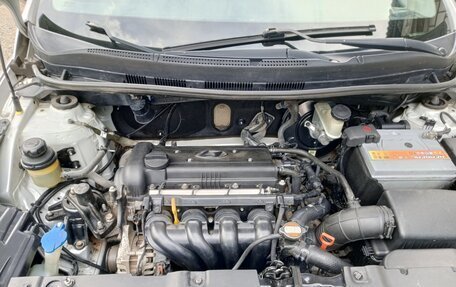 Hyundai Solaris II рестайлинг, 2011 год, 780 000 рублей, 16 фотография