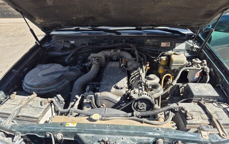 Toyota Land Cruiser 100 рестайлинг 2, 2000 год, 1 600 000 рублей, 11 фотография
