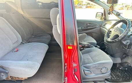 Toyota Estima III рестайлинг -2, 2003 год, 550 000 рублей, 12 фотография