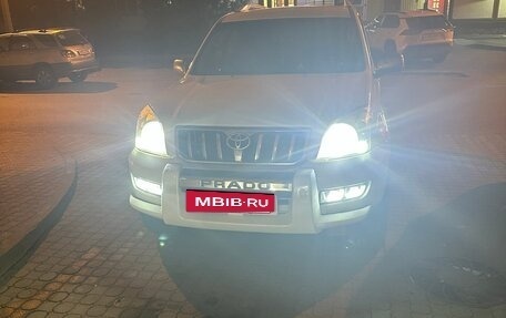 Toyota Land Cruiser Prado 120 рестайлинг, 2008 год, 2 000 000 рублей, 10 фотография
