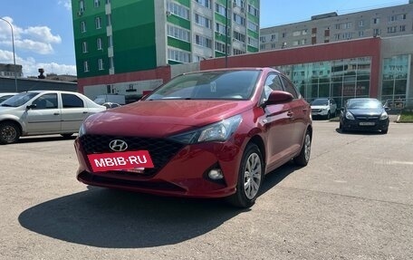 Hyundai Solaris II рестайлинг, 2021 год, 1 300 000 рублей, 2 фотография