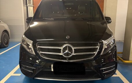 Mercedes-Benz V-Класс, 2018 год, 5 500 000 рублей, 4 фотография