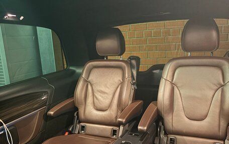 Mercedes-Benz V-Класс, 2018 год, 5 500 000 рублей, 9 фотография