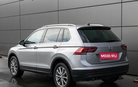 Volkswagen Tiguan II, 2018 год, 2 862 000 рублей, 7 фотография