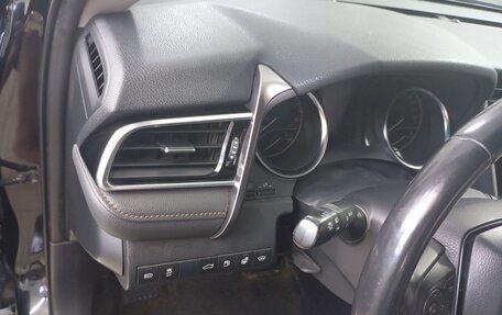 Toyota Camry, 2018 год, 2 300 000 рублей, 7 фотография