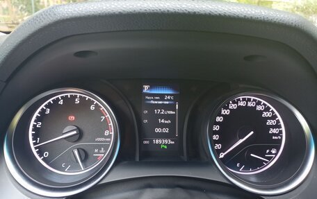 Toyota Camry, 2018 год, 2 300 000 рублей, 8 фотография