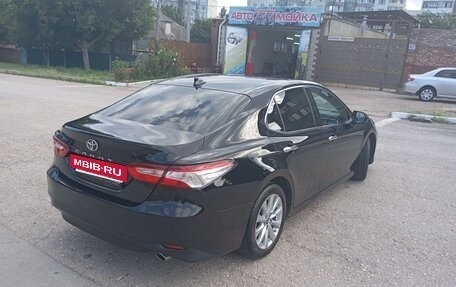 Toyota Camry, 2018 год, 2 300 000 рублей, 5 фотография