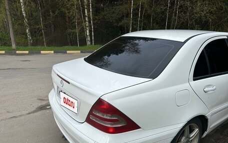 Mercedes-Benz C-Класс, 2003 год, 300 000 рублей, 3 фотография