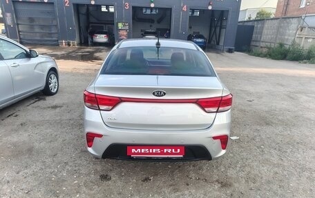 KIA Rio IV, 2018 год, 1 300 000 рублей, 3 фотография