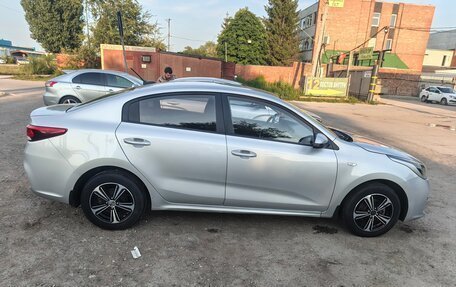 KIA Rio IV, 2018 год, 1 300 000 рублей, 4 фотография
