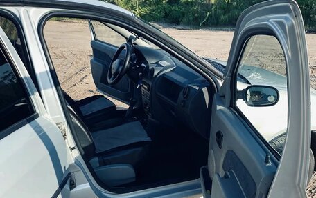 Renault Logan II, 2018 год, 265 000 рублей, 4 фотография