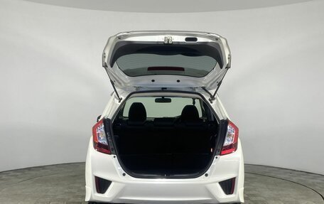 Honda Fit III, 2016 год, 1 070 000 рублей, 19 фотография