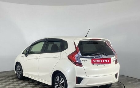 Honda Fit III, 2016 год, 1 070 000 рублей, 17 фотография