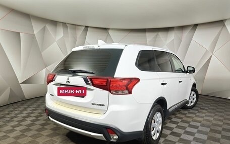 Mitsubishi Outlander III рестайлинг 3, 2017 год, 1 420 000 рублей, 2 фотография