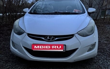 Hyundai Avante, 2011 год, 740 000 рублей, 8 фотография