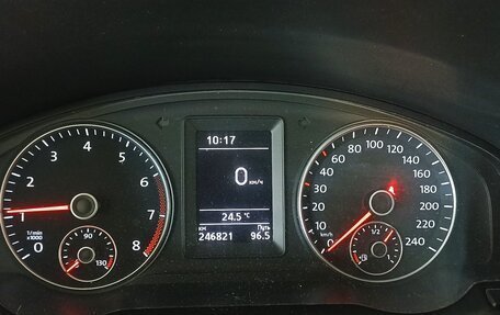 Volkswagen Caravelle T5, 2013 год, 2 000 000 рублей, 17 фотография