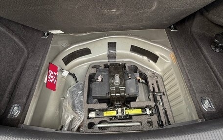 Audi A4, 2010 год, 900 000 рублей, 14 фотография