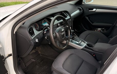 Audi A4, 2010 год, 950 000 рублей, 2 фотография